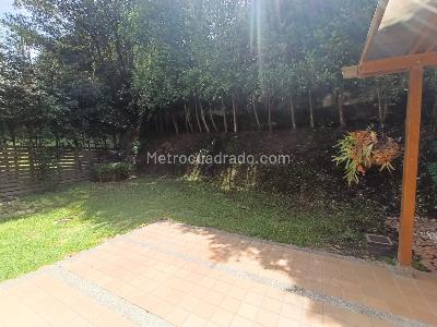 Casa de 3 alcobas en arriendo en Loma El Atravesado, Envigado, 212 m² · foto 10 de 20