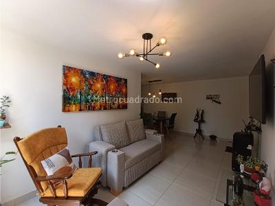 Apartamento de 3 alcobas en venta en Calasanz Parte Baja, Medellín, 70 m² · foto 5 de 20