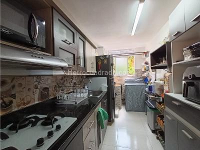 Apartamento de 3 alcobas en venta en Calasanz Parte Baja, Medellín, 70 m² · foto 7 de 20
