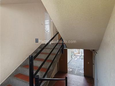 Apartamento de 3 alcobas en venta en Calasanz Parte Baja, Medellín, 70 m² · foto 17 de 20