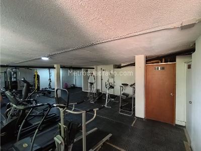 Apartamento de 3 alcobas en venta en Calasanz Parte Baja, Medellín, 70 m² · foto 19 de 20