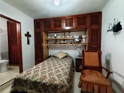 Apartamento de 3 alcobas en venta en Laureles, Medellín, 108 m² · foto 15 de 20