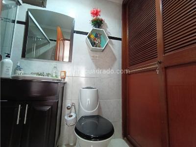 Apartamento de 3 alcobas en venta en Laureles, Medellín, 108 m² · foto 17 de 20