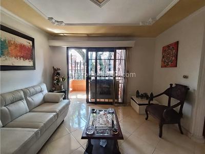 Apartamento de 3 alcobas en venta en Laureles, Medellín, 108 m² · foto 3 de 20