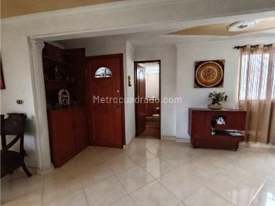 Apartamento de 3 alcobas en venta en Laureles, Medellín, 108 m² · foto 4 de 20