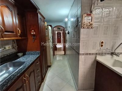 Apartamento de 3 alcobas en venta en Laureles, Medellín, 108 m² · foto 5 de 20