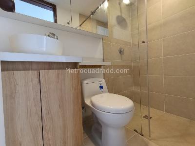Apartamento de 3 alcobas en arriendo en La Frontera, Medellín, 85 m² · foto 8 de 12