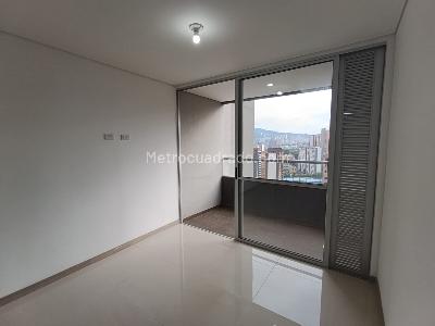 Apartamento de 2 alcobas en arriendo en El Porvenir Itagui, Itagüí, 54 m² · foto 2 de 20