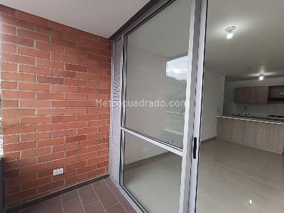 Apartamento de 2 alcobas en arriendo en El Porvenir Itagui, Itagüí, 54 m² · foto 4 de 20