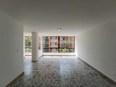 Apartamento de 3 alcobas en arriendo en Conquistadores, Medellín, 116 m² · foto 2 de 16