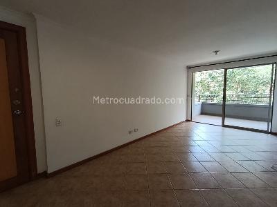 Apartamento de 3 alcobas en arriendo en El Tesoro, Medellín, 75 m² · foto 3 de 20
