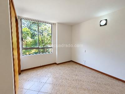 Apartamento de 3 alcobas en arriendo en El Tesoro, Medellín, 75 m² · foto 8 de 20