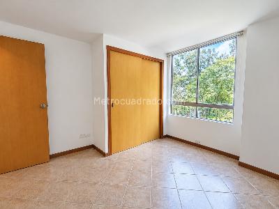 Apartamento de 3 alcobas en arriendo en El Tesoro, Medellín, 75 m² · foto 9 de 20