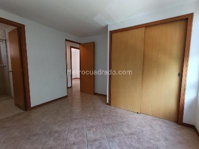 Apartamento de 3 alcobas en arriendo en El Tesoro, Medellín, 75 m² · foto 11 de 20