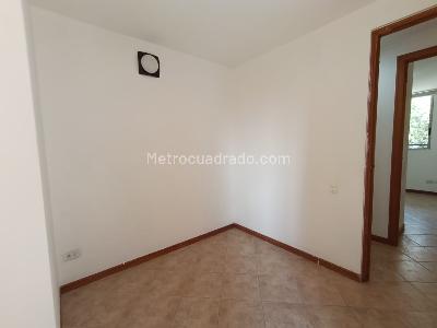 Apartamento de 3 alcobas en arriendo en El Tesoro, Medellín, 75 m² · foto 17 de 20