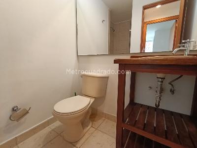 Apartamento de 3 alcobas en arriendo en El Tesoro, Medellín, 75 m² · foto 19 de 20