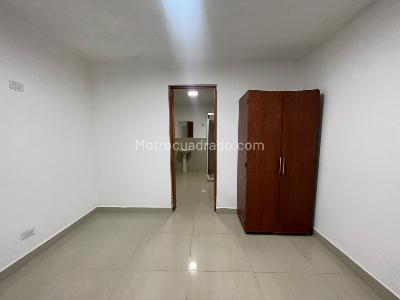 Casa de 3 alcobas en arriendo en San Bernardo, Medellín, 80 m² · foto 7 de 12