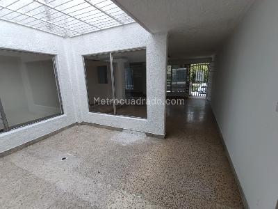 Casa de 5 alcobas en arriendo en Laureles Medellin, Medellín, 260 m² · foto 4 de 20