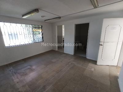 Casa de 5 alcobas en arriendo en Laureles Medellin, Medellín, 260 m² · foto 10 de 20