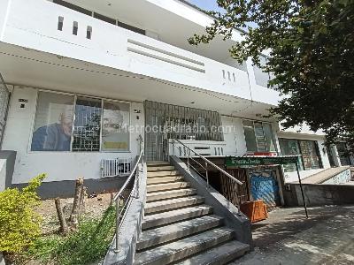 Casa de 5 alcobas en arriendo en Laureles Medellin, Medellín, 260 m² · foto 18 de 20