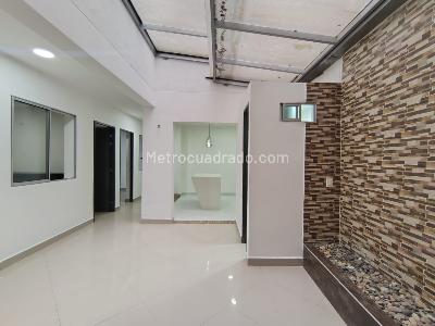 Casa de 4 alcobas en arriendo en La Floresta, Medellín, 175 m² · foto 5 de 20