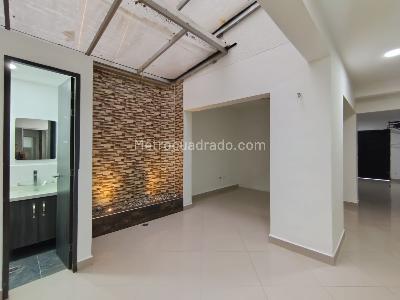 Casa de 4 alcobas en arriendo en La Floresta, Medellín, 175 m² · foto 6 de 20