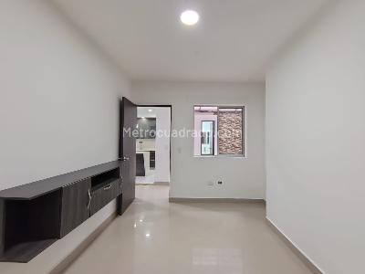 Casa de 4 alcobas en arriendo en La Floresta, Medellín, 175 m² · foto 11 de 20