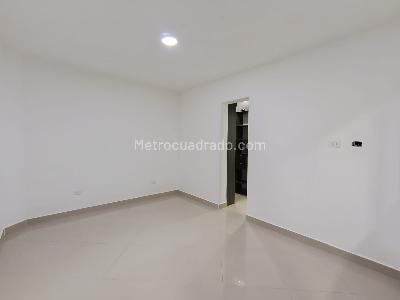 Casa de 4 alcobas en arriendo en La Floresta, Medellín, 175 m² · foto 12 de 20