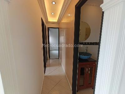 Apartamento de 3 alcobas en arriendo en La Navarra, Bello, 61 m² · foto 7 de 12