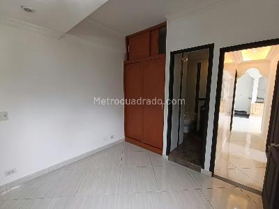 Apartamento de 3 alcobas en arriendo en La Navarra, Bello, 61 m² · foto 11 de 12