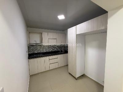 Casa de 3 alcobas en arriendo en La Floresta, Medellín, 115 m² · foto 2 de 17