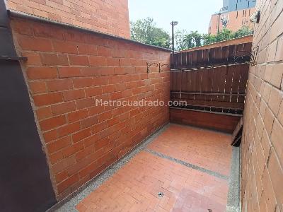Casa de 2 alcobas en arriendo en Loma Del Escobero Envigado, Envigado, 90 m² · foto 5 de 13