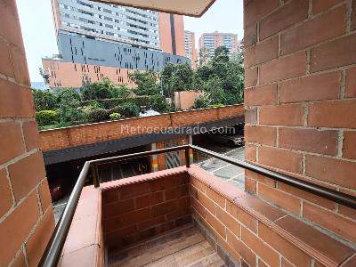 Casa de 2 alcobas en arriendo en Loma Del Escobero Envigado, Envigado, 90 m² · foto 9 de 13