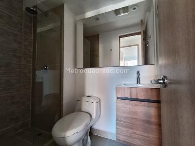 Apartamento de 3 alcobas en arriendo en Loma San Jose Sabaneta, Sabaneta, 80 m² · foto 12 de 16