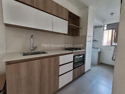 Apartamento de 3 alcobas en arriendo en Loma San Jose Sabaneta, Sabaneta, 80 m² · foto 4 de 16