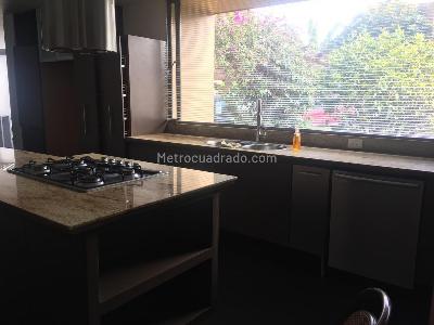 Casa de 4 alcobas en venta en San Jose De Bavaria, Bogotá, 320 m² · foto 15 de 20