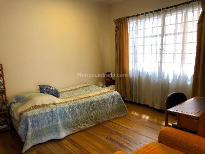Casa de 5 alcobas en venta en Chapinero Medio, Bogotá, 260 m² · foto 12 de 20