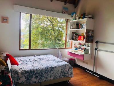 Casa de 3 alcobas en venta en Cerros De Provenza, Bogotá, 268 m² · foto 14 de 20