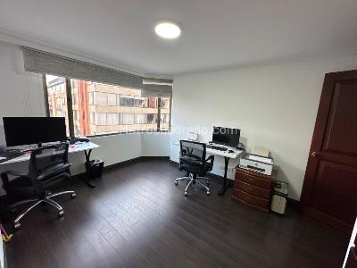 Apartamento de 5 alcobas en venta en Chapinero Alto, Bogotá, 223 m² · foto 16 de 19