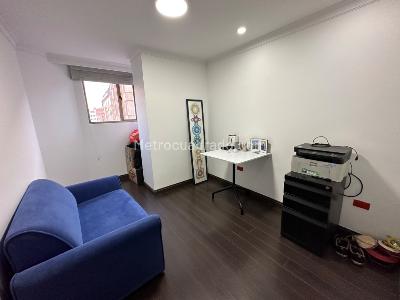 Apartamento de 5 alcobas en venta en Chapinero Alto, Bogotá, 223 m² · foto 17 de 19