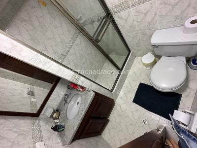 Apartamento de 5 alcobas en venta en Chapinero Alto, Bogotá, 223 m² · foto 18 de 19