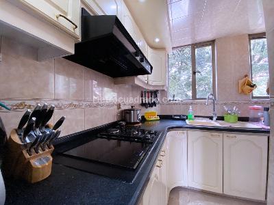 Apartamento de 5 alcobas en venta en Chapinero Alto, Bogotá, 223 m² · foto 6 de 19