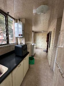 Apartamento de 5 alcobas en venta en Chapinero Alto, Bogotá, 223 m² · foto 8 de 19