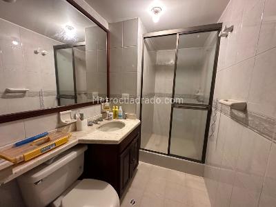 Apartamento de 5 alcobas en venta en Chapinero Alto, Bogotá, 223 m² · foto 13 de 19