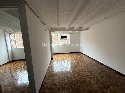Apartamento de 3 alcobas en venta en Primavera Occidental, Bogotá, 78 m² · foto 12 de 20