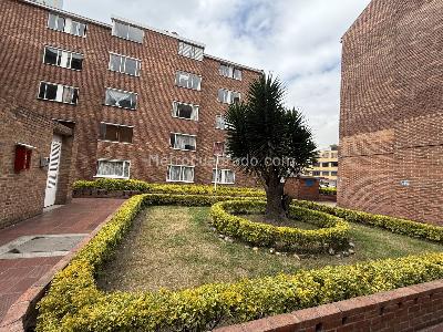 Apartamento de 3 alcobas en venta en Primavera Occidental, Bogotá, 78 m² · foto 18 de 20