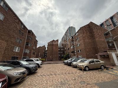 Apartamento de 3 alcobas en venta en Primavera Occidental, Bogotá, 78 m² · foto 19 de 20