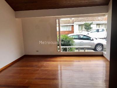 Casa de 4 alcobas en venta en La Alhambra Monaco, Bogotá, 225 m² · foto 2 de 20