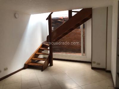 Casa de 4 alcobas en venta en La Alhambra Monaco, Bogotá, 225 m² · foto 9 de 20