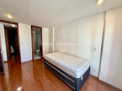 Apartamento de 2 alcobas en venta en Santa Barbara, Bogotá, 64 m² · foto 11 de 20